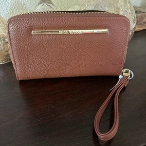 New! Steve Madden Brown Faux Leather Wristlet Wallet